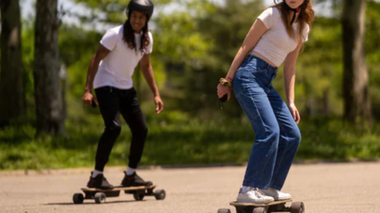 Are WowGo Electric Skateboards Suitable For Use in Wet Weather?